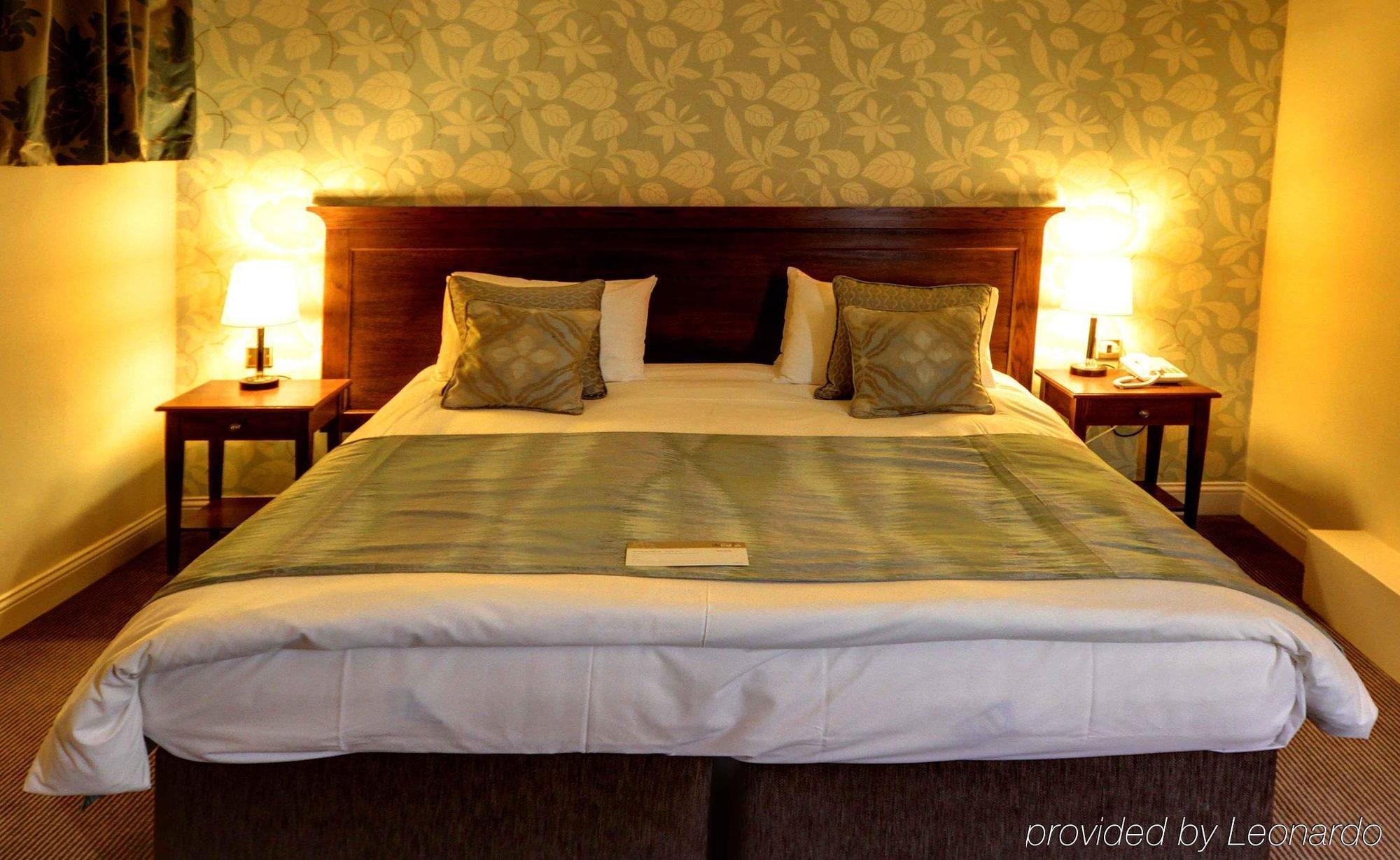 King'S Head Hotel By Greene King Inns Wimborne Minster Exteriér fotografie