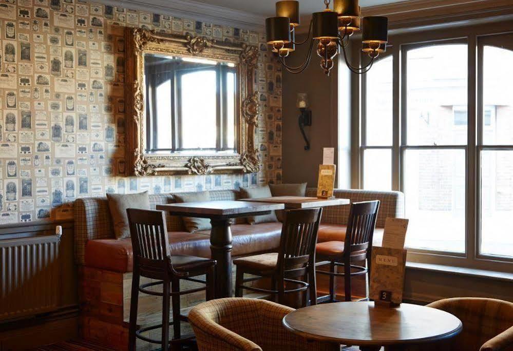King'S Head Hotel By Greene King Inns Wimborne Minster Exteriér fotografie